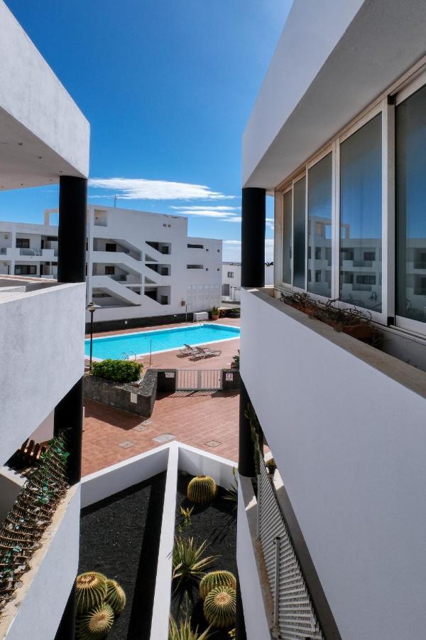 Casa Elin-Shared Pool, Fast Wifi Costa Teguise Exterior foto